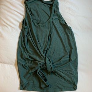 Lululemon tulip front tank top size 10